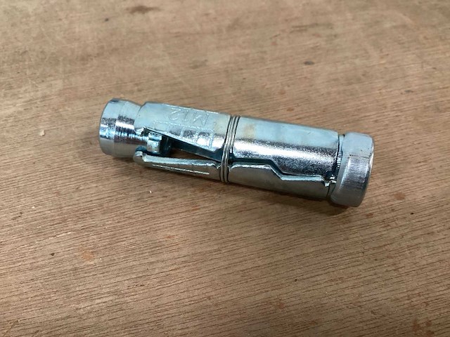 Ufast usa12 keilhuls m12x75, doos 25 stuks (50x) - afbeelding 2 van  2