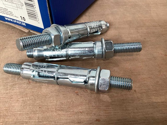 Ufast usa1250p keilbout + moer, m12/75x20 (720x) - afbeelding 3 van  4