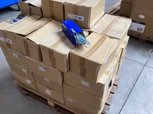 Ufast xxl palletdeal kozijnschroeven, 3 maten (17000x) - afbeelding 1 van  6
