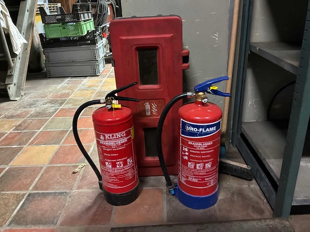 Ufo-flame / kling abc poeder 6 kg brandblusser (2x) - afbeelding 1 van  6