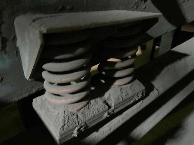 Uhde - transport schudbank - afbeelding 5 van  14