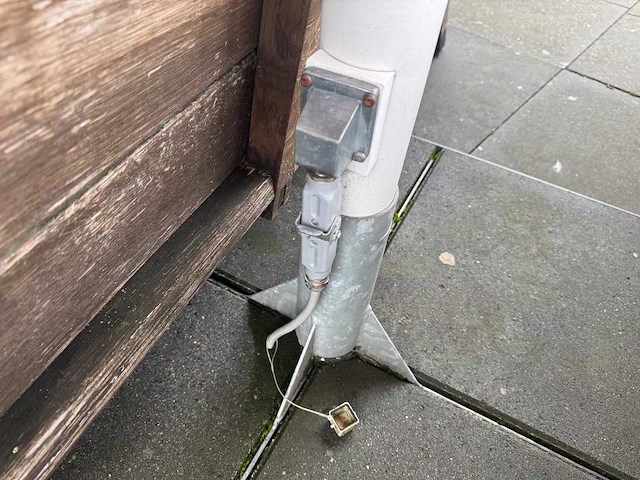 Uhlmann - parasol met verlichting (4x3 meter) - afbeelding 7 van  8