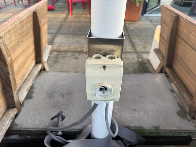 Uhlmann - parasol met verlichting (4x3 meter) - afbeelding 8 van  8