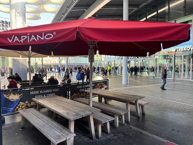 Uhlmann - parasol met verlichting (4x3 meter) - afbeelding 1 van  7