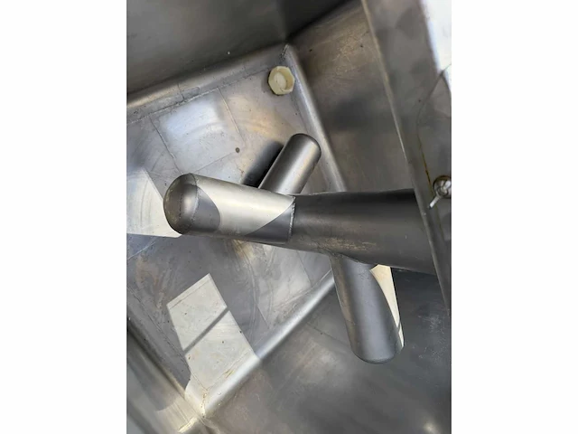 Uhm - menger 300 l - mengmixer - afbeelding 4 van  4