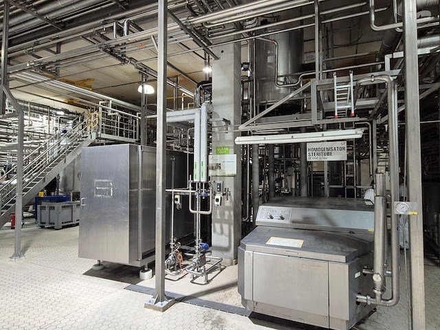 Uht - afbeelding 18 van  31