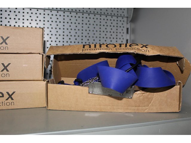 Uitbeenschort niroflex 2000. nieuw in doos - afbeelding 1 van  3