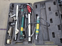 Uitdeukset compac - afbeelding 1 van  10