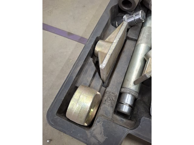 Uitdeukset compac - afbeelding 5 van  10