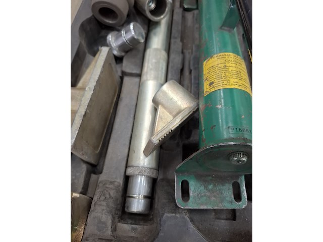 Uitdeukset compac - afbeelding 6 van  10