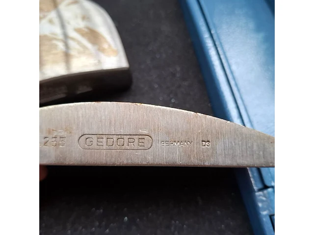 Uitdeukset gedore - afbeelding 2 van  8