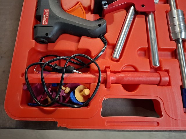 Uitdeukset, uitdeuken zonder spuiten - afbeelding 5 van  6