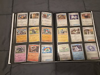 Uitgebreide pokémon kaartenverzameling met prismatic evolutions box, holo's en accessoires - afbeelding 24 van  40