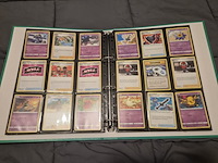 Uitgebreide pokémon verzameling met vintage kaarten, mappen en playmat - afbeelding 18 van  48