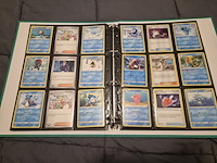 Uitgebreide pokémon verzameling met vintage kaarten, mappen en playmat - afbeelding 38 van  48