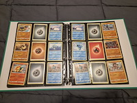 Uitgebreide pokémon verzameling met vintage kaarten, mappen en playmat - afbeelding 39 van  48