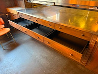 Uitgifte balie met bain-marie en kasten - afbeelding 14 van  14