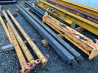 Uithouder / draagbalk (2x) - afbeelding 1 van  1