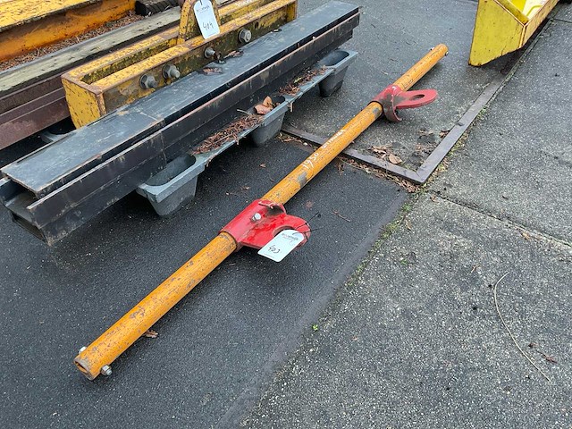 Uithouder - afbeelding 1 van  2