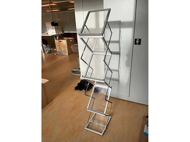 Uitklapbaar folderrek (3x) - afbeelding 2 van  5