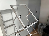 Uitklapbaar folderrek (3x) - afbeelding 3 van  5