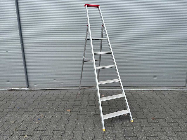 Uitklapbare ladder - afbeelding 1 van  2