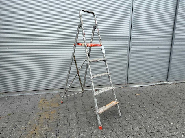 Uitklapbare ladder - afbeelding 2 van  2