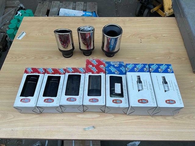 Uitlaat sierstuk (10x) - afbeelding 1 van  4