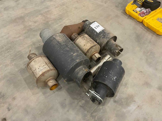 Uitlaatdemper (5x) - afbeelding 1 van  3