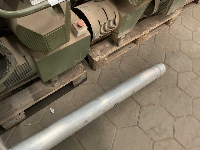 Uitlaatpijp - afbeelding 1 van  4