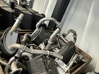 Uitlaten - afbeelding 1 van  4