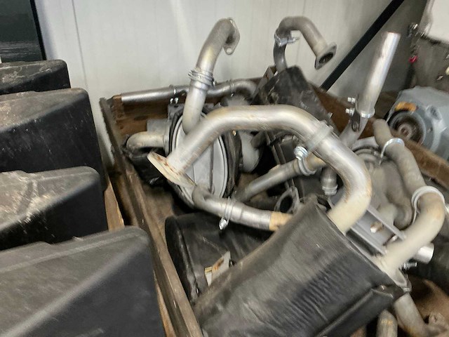 Uitlaten - afbeelding 4 van  4