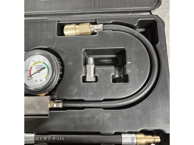 Uitleesapparaat, lekkage tester en accutester, maxiscan, weber tools, bosch, ms509, wt111021, bat 131 - afbeelding 13 van  14