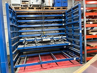 Uitrolbare platenstelling