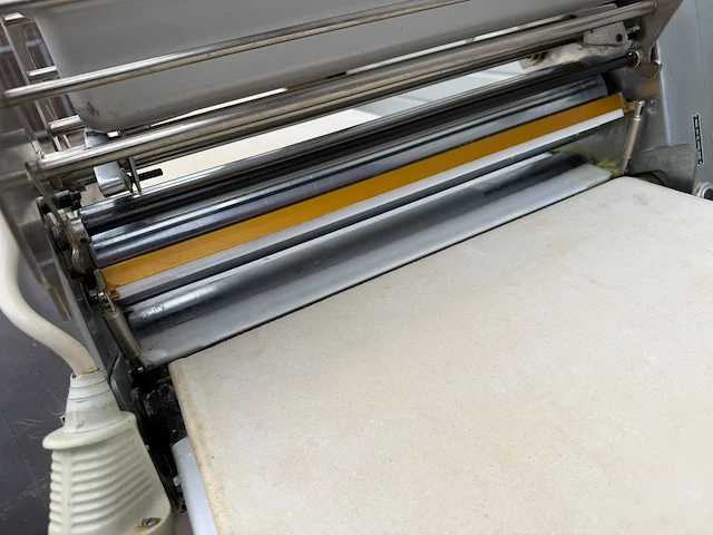 Uitroltafel - uitrolmachine - afbeelding 4 van  6
