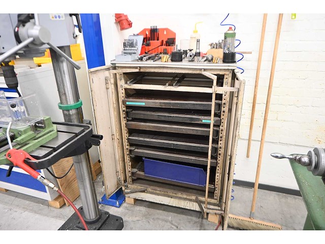 (uitschuifbare) freesmachine onderdelenkast - afbeelding 1 van  5