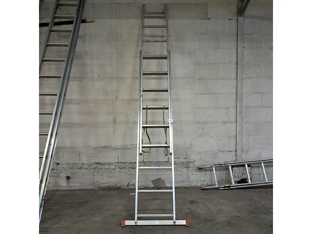 Uitschuifbare ladder 2x10 treeds - afbeelding 1 van  5