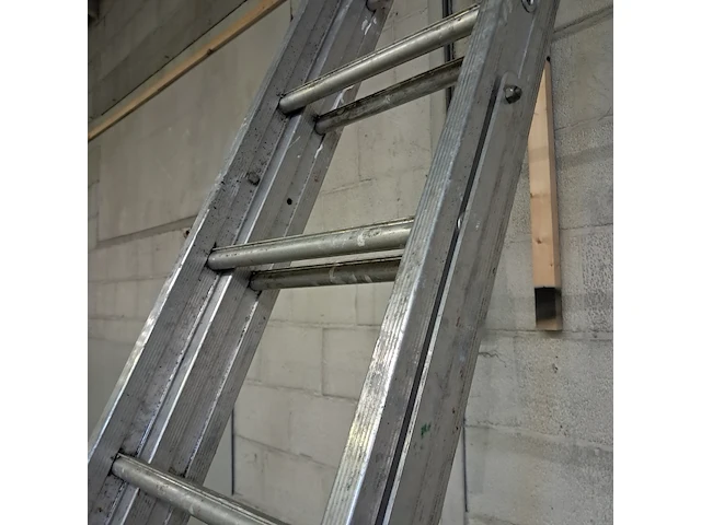 Uitschuifbare ladder 2x14 treeds - afbeelding 3 van  6