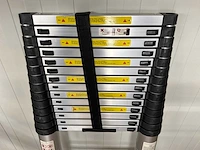 Uitschuifbare ladder - afbeelding 2 van  5