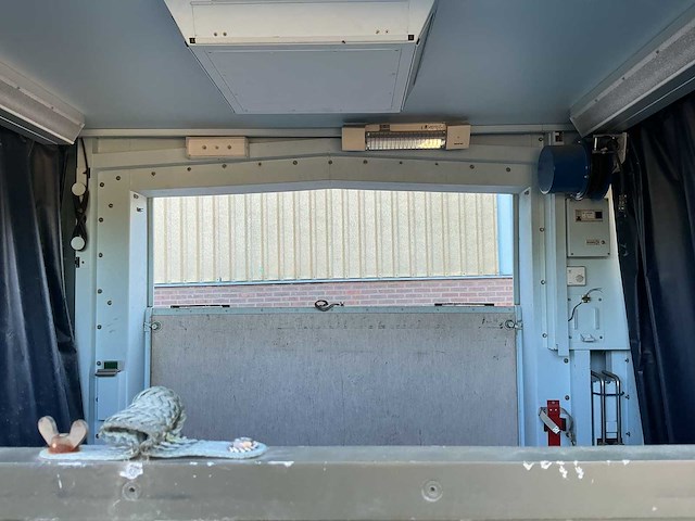 Uitschuifbare legercontainer - afbeelding 5 van  5