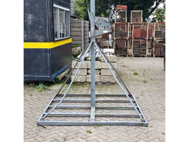 Uitschuifbare lichtmast - afbeelding 5 van  11