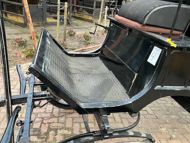 Uitvaartkoets - afbeelding 4 van  35