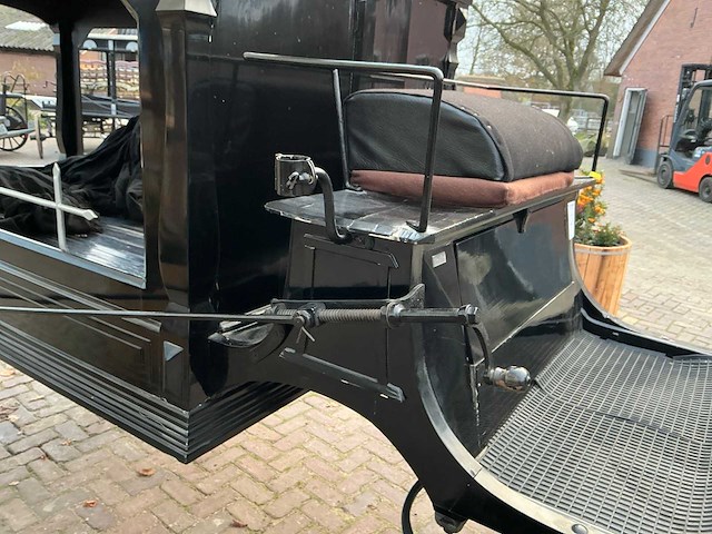 Uitvaartkoets - afbeelding 25 van  35