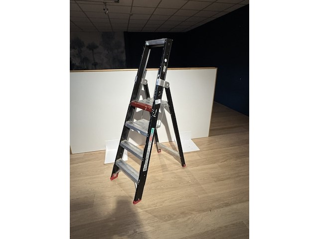 Uitzettrap altrex, 1x4 treden - afbeelding 1 van  3