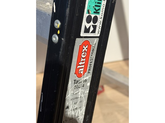 Uitzettrap altrex, 1x4 treden - afbeelding 3 van  3