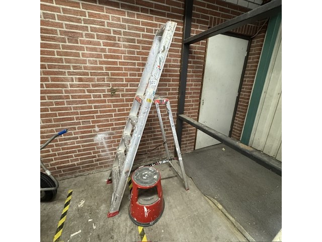 Uitzettrap en rolkruk altrex - afbeelding 1 van  3