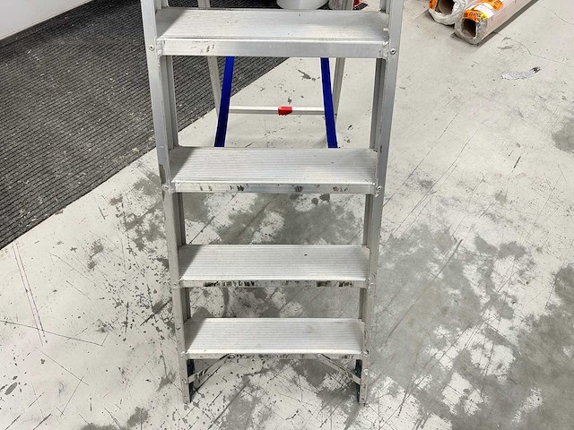 Uitzettrap - afbeelding 2 van  4