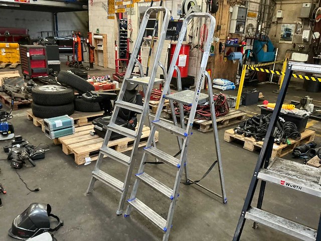 Uitzettrap - afbeelding 1 van  7