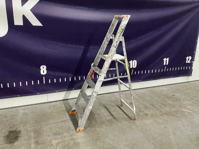 Uitzettrap - afbeelding 1 van  4