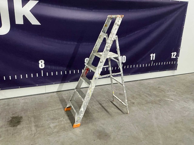 Uitzettrap - afbeelding 1 van  4